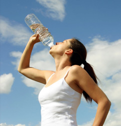 適度な水分補給でスポーツでいいパフォーマンスを|水を飲むメリット特集
